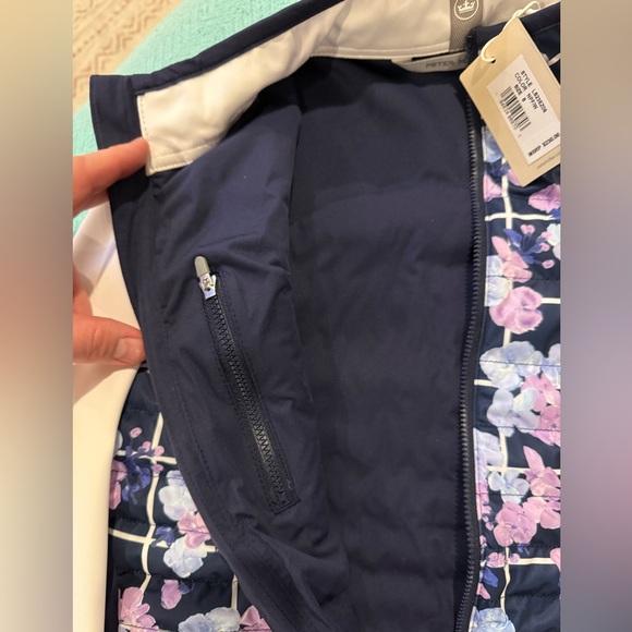 Beautiful Women’s Peter Millar Jacket! - Picture 4 of 5